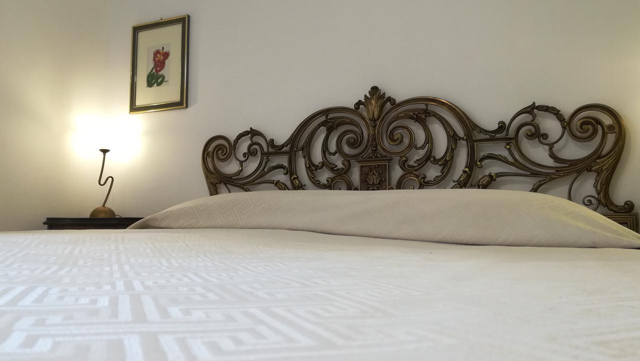 Esagono Monello Hotel Avola Eksteriør billede